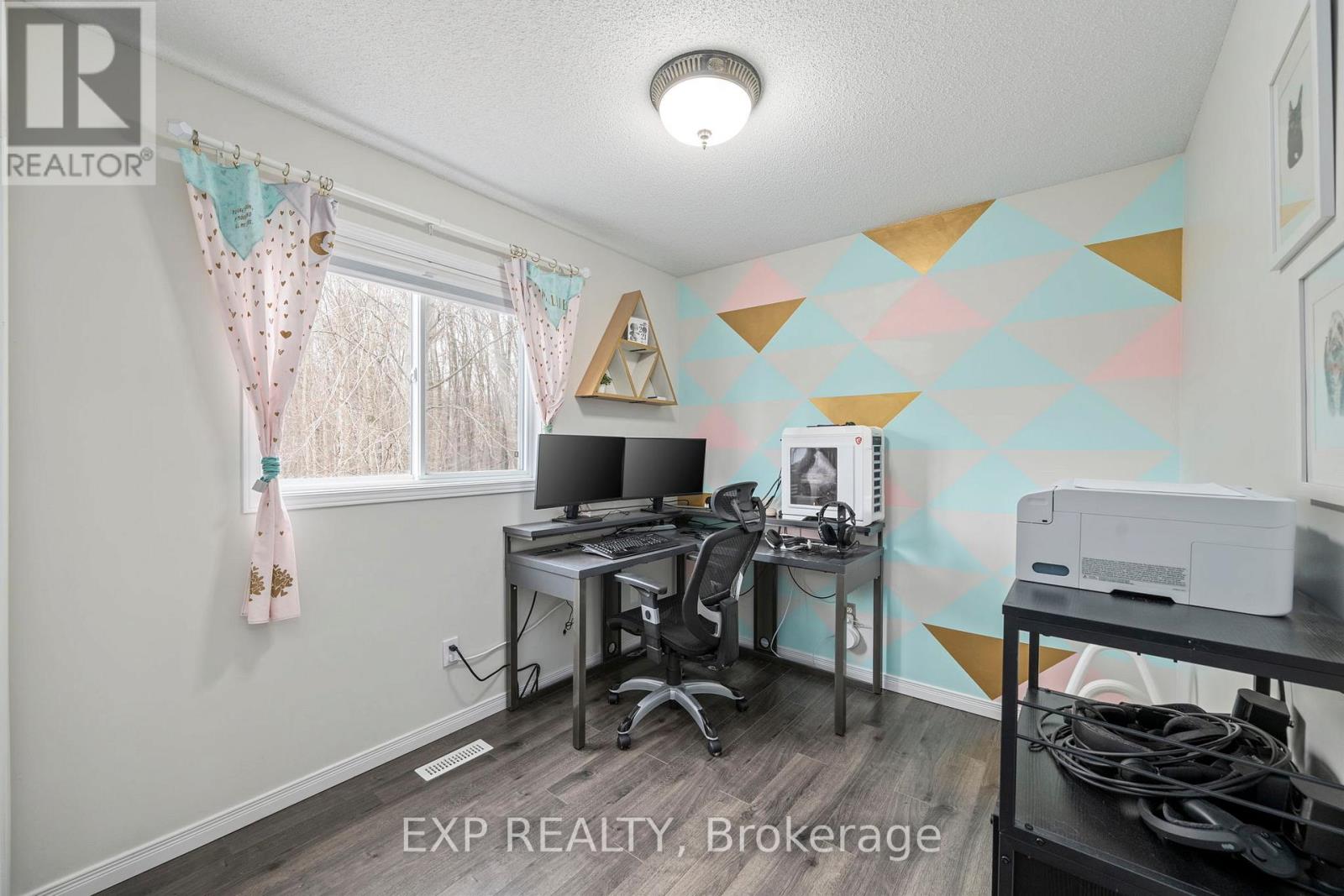 Photo 16 of 44 for 822 Railton Avenue