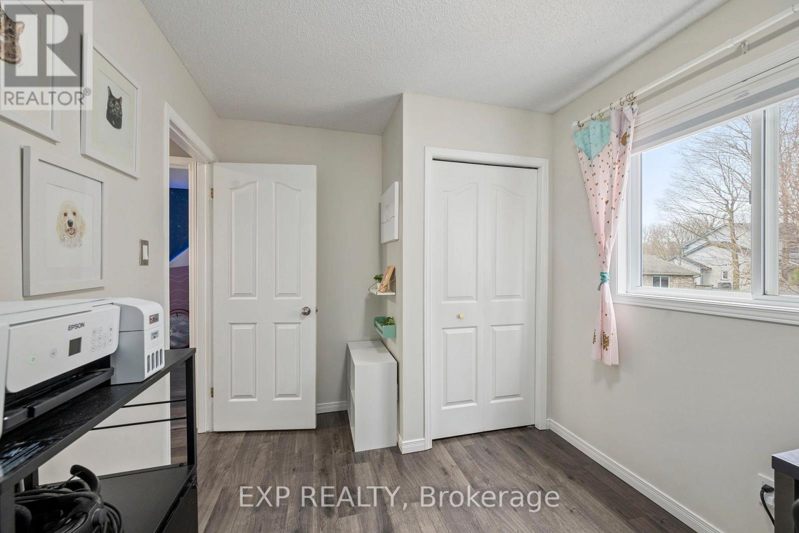 Photo 17 of 44 for 822 Railton Avenue