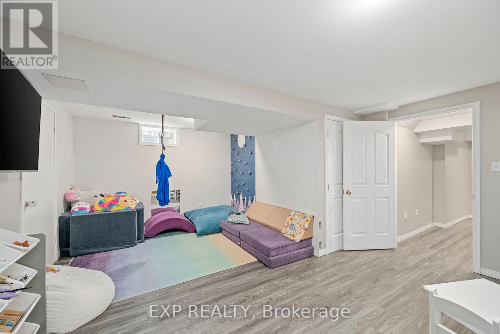 Photo 22 of 44 for 822 Railton Avenue