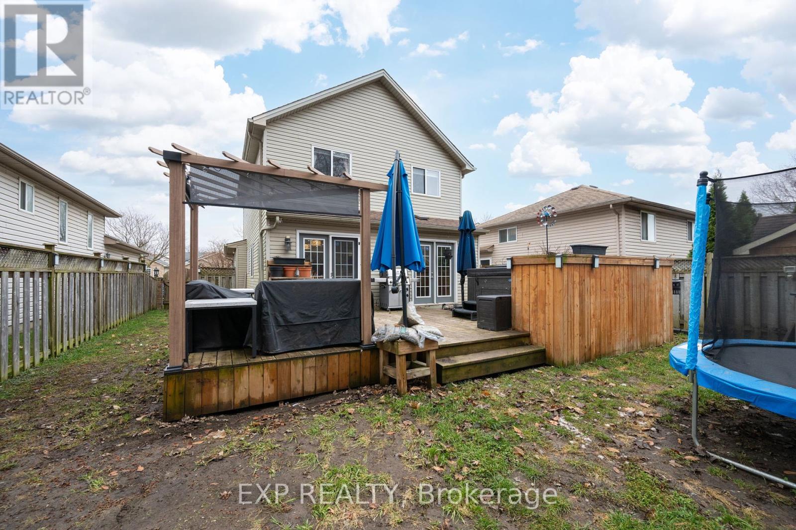 Photo 28 of 44 for 822 Railton Avenue