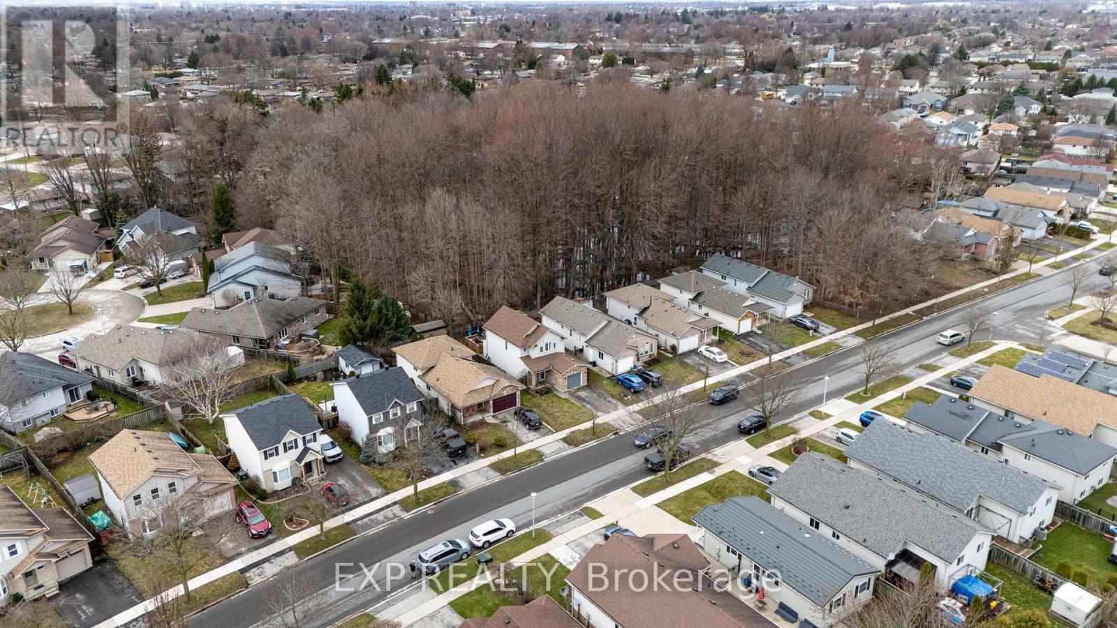 Photo 32 of 44 for 822 Railton Avenue