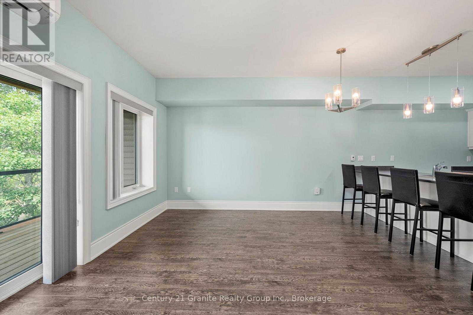 307 - 75 Wallings Road, Dysart Et Al, Ontario  K0M 1S0 - Photo 12 - X12056245