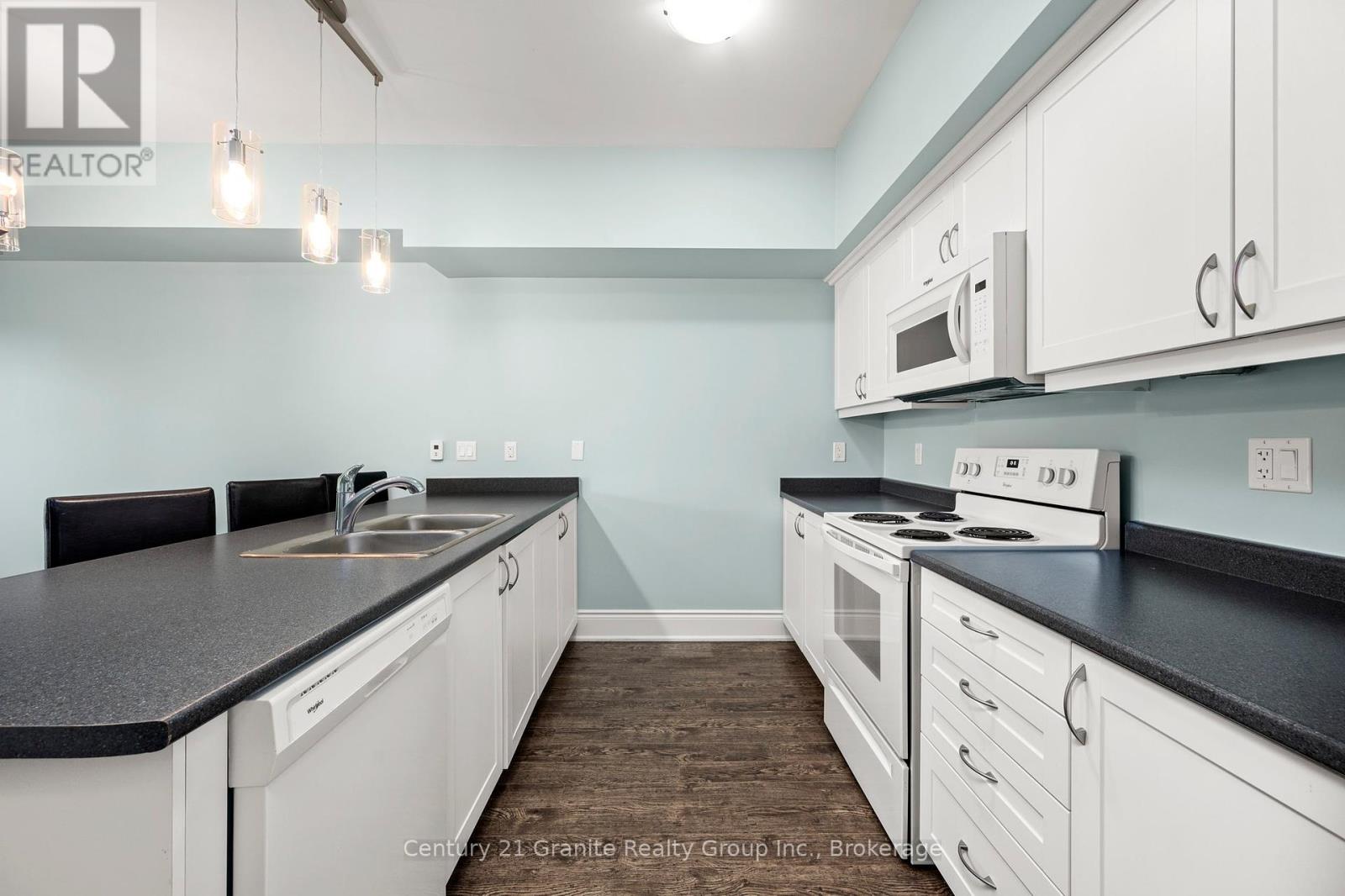 307 - 75 Wallings Road, Dysart Et Al, Ontario  K0M 1S0 - Photo 7 - X12056245