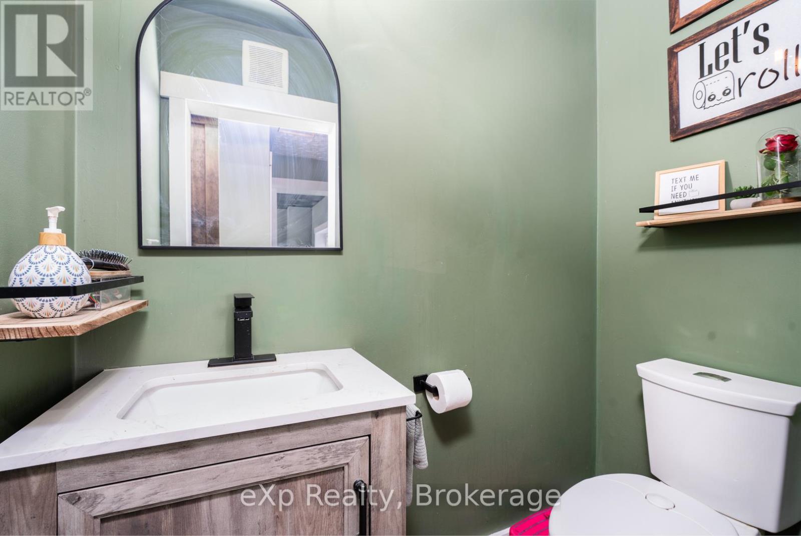 9499 Maas Park Drive, Wellington North, Ontario  N0G 2L0 - Photo 14 - X12056283