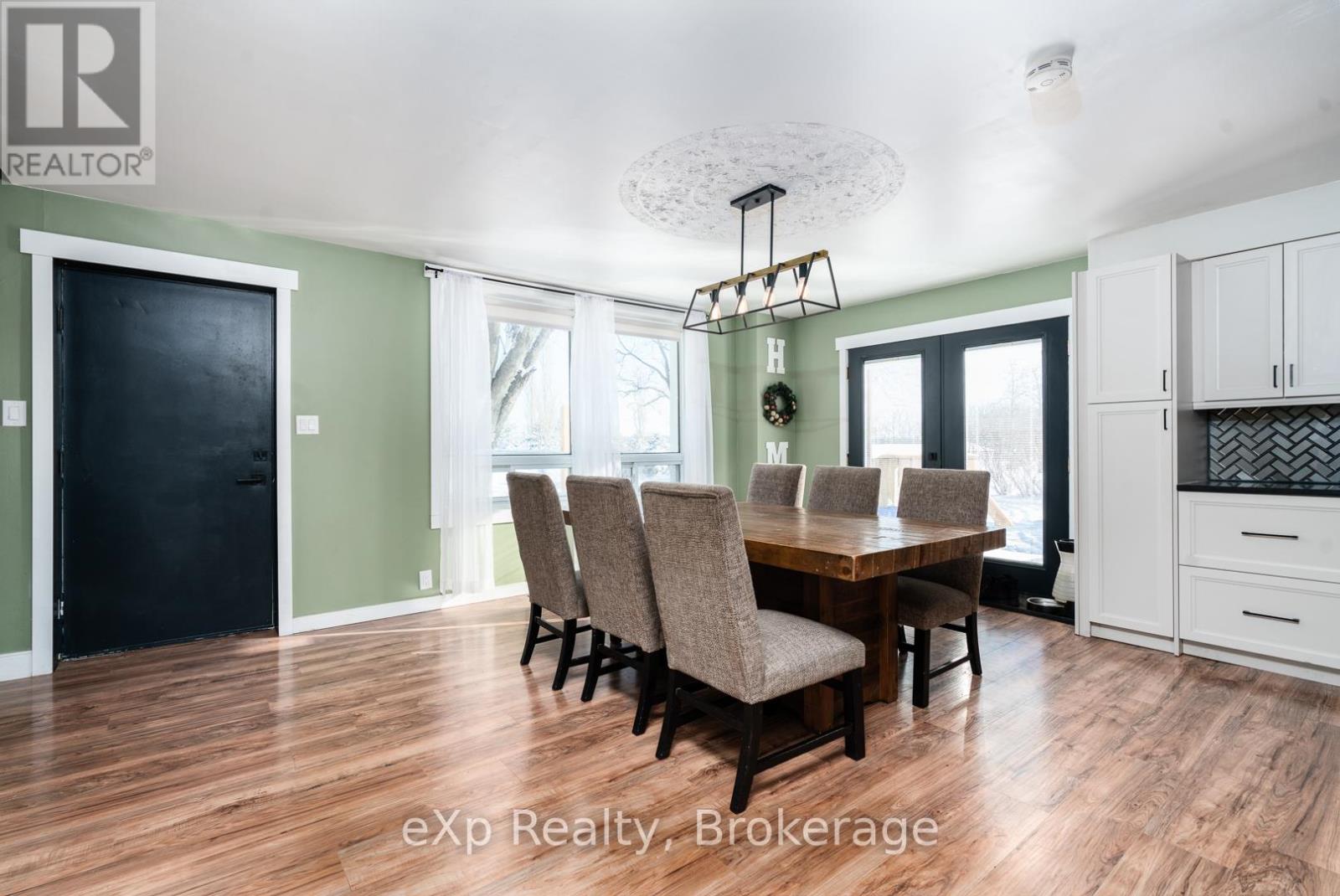 9499 Maas Park Drive, Wellington North, Ontario  N0G 2L0 - Photo 6 - X12056283