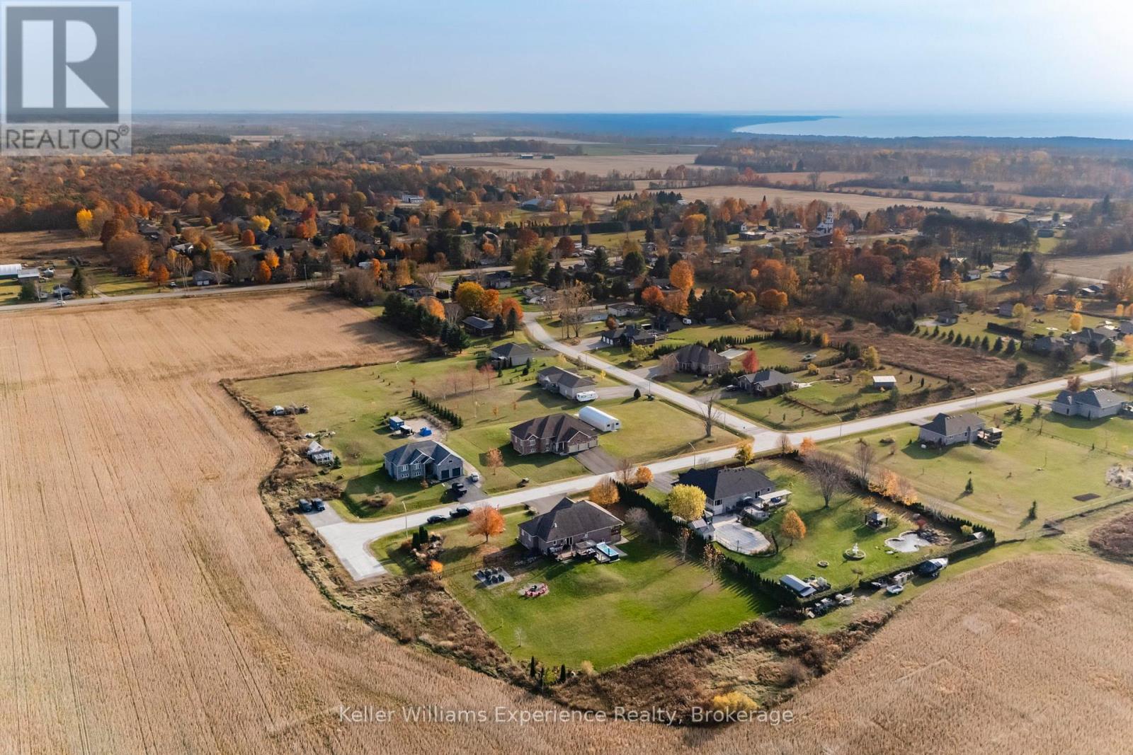 54 Asselin Drive, Tiny, Ontario  L0L 2J0 - Photo 31 - S12056432