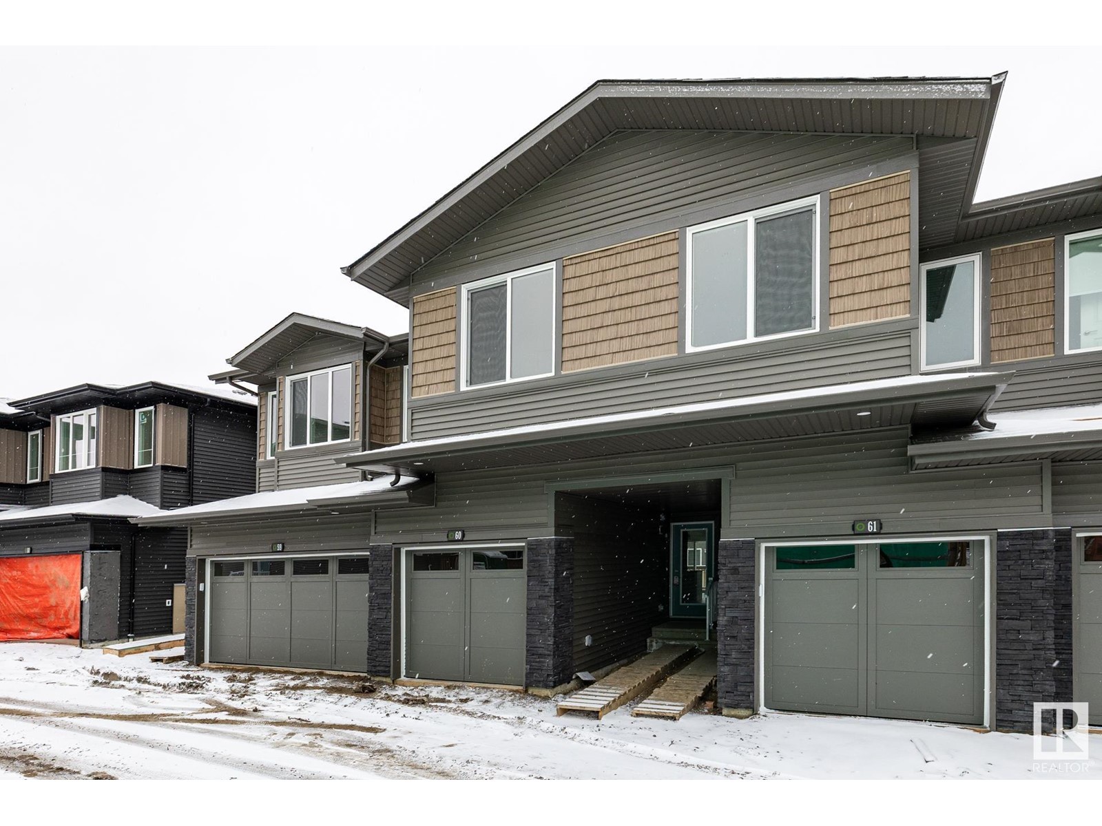 Property at #60 2710 66 ST SW image 1