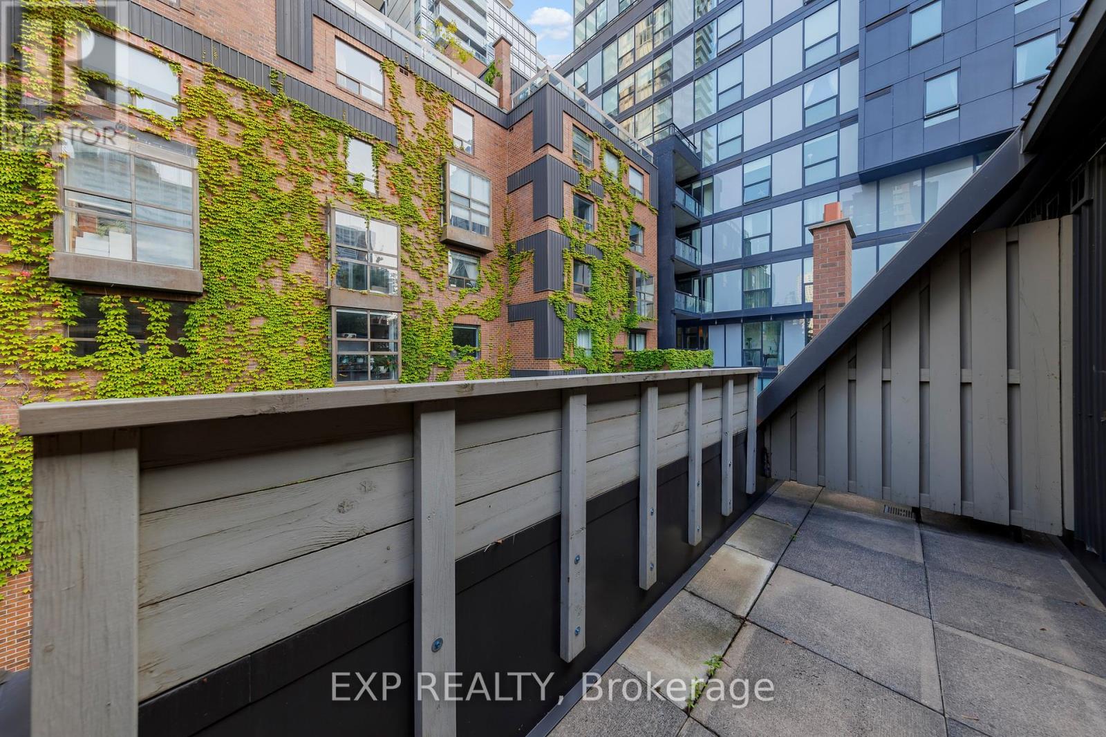 25 Dundonald Street, Toronto, Ontario  M4Y 1K3 - Photo 27 - C12056273