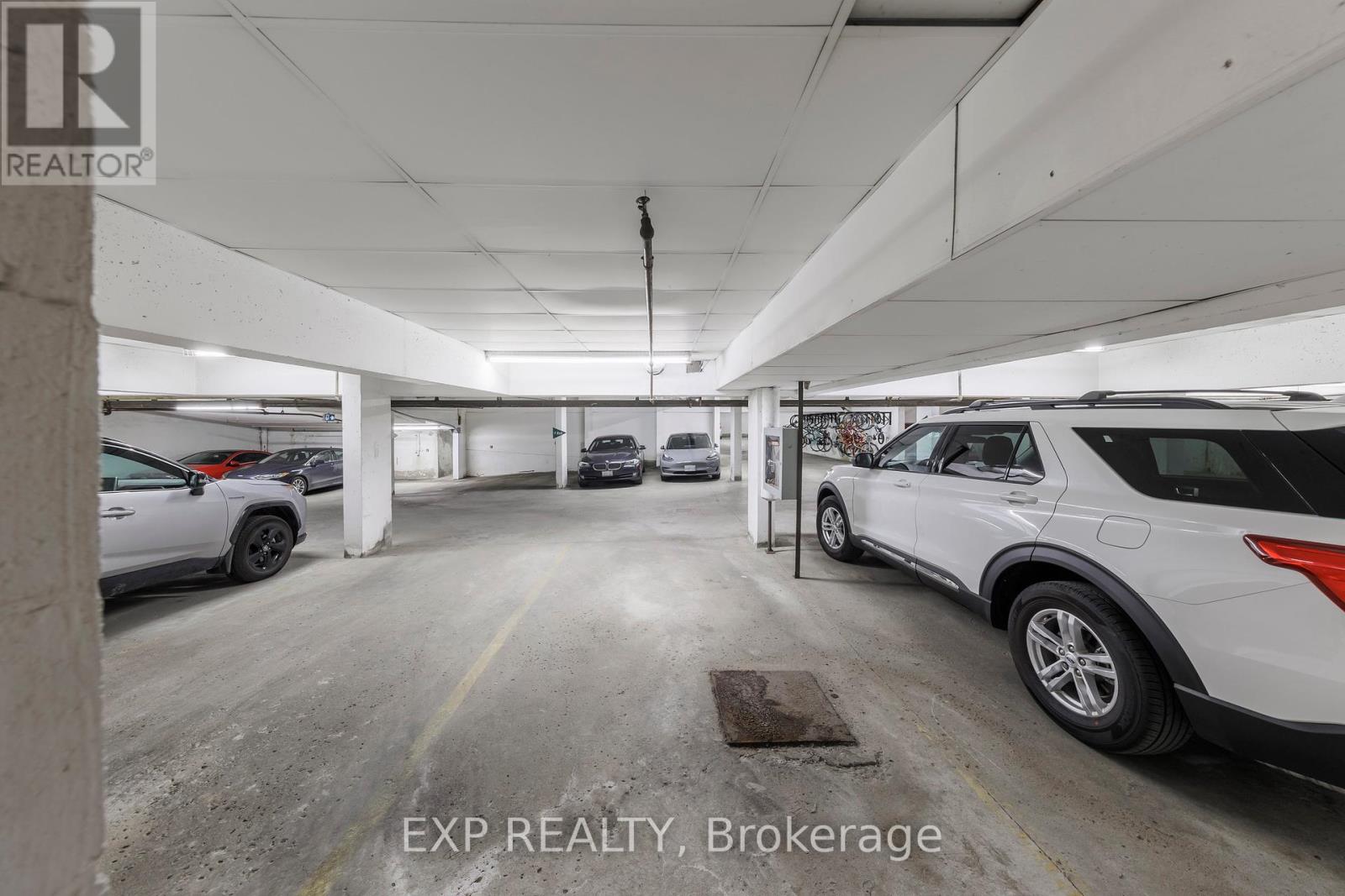 25 Dundonald Street, Toronto, Ontario  M4Y 1K3 - Photo 36 - C12056273