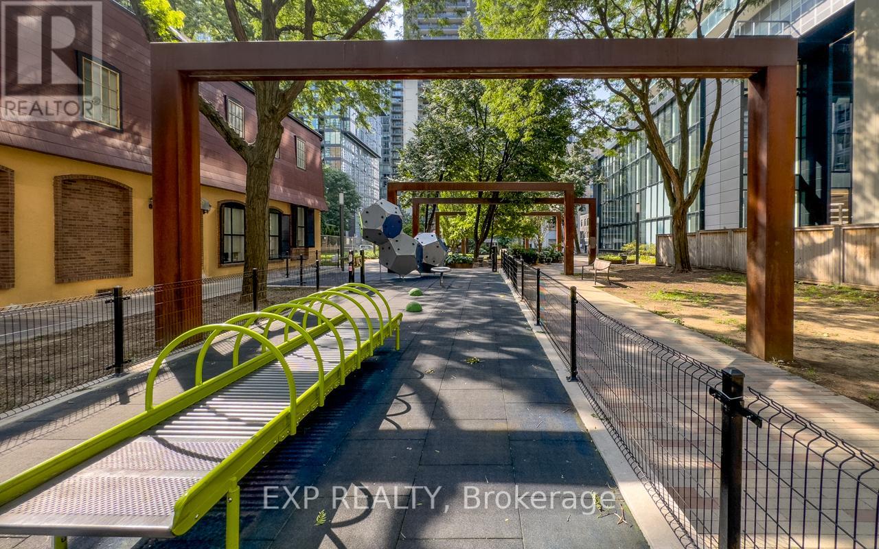 25 Dundonald Street, Toronto, Ontario  M4Y 1K3 - Photo 42 - C12056273