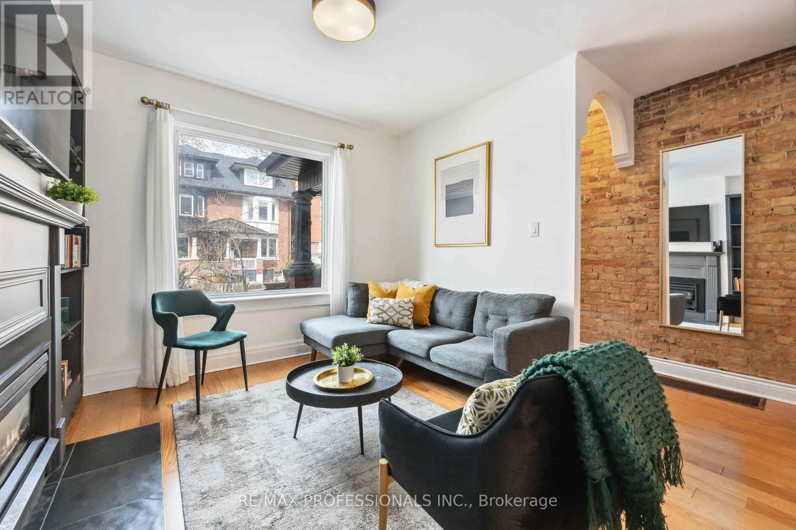 Property at 5 LONDON STREET image 2