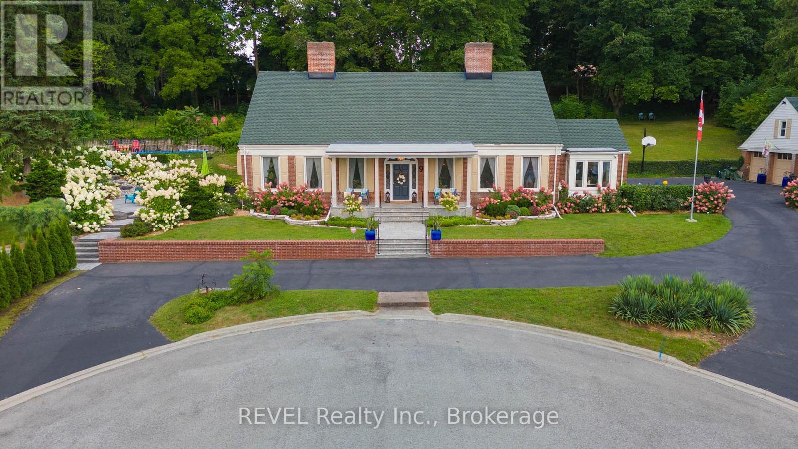 Property at 9 SHALDAN LANE image 1