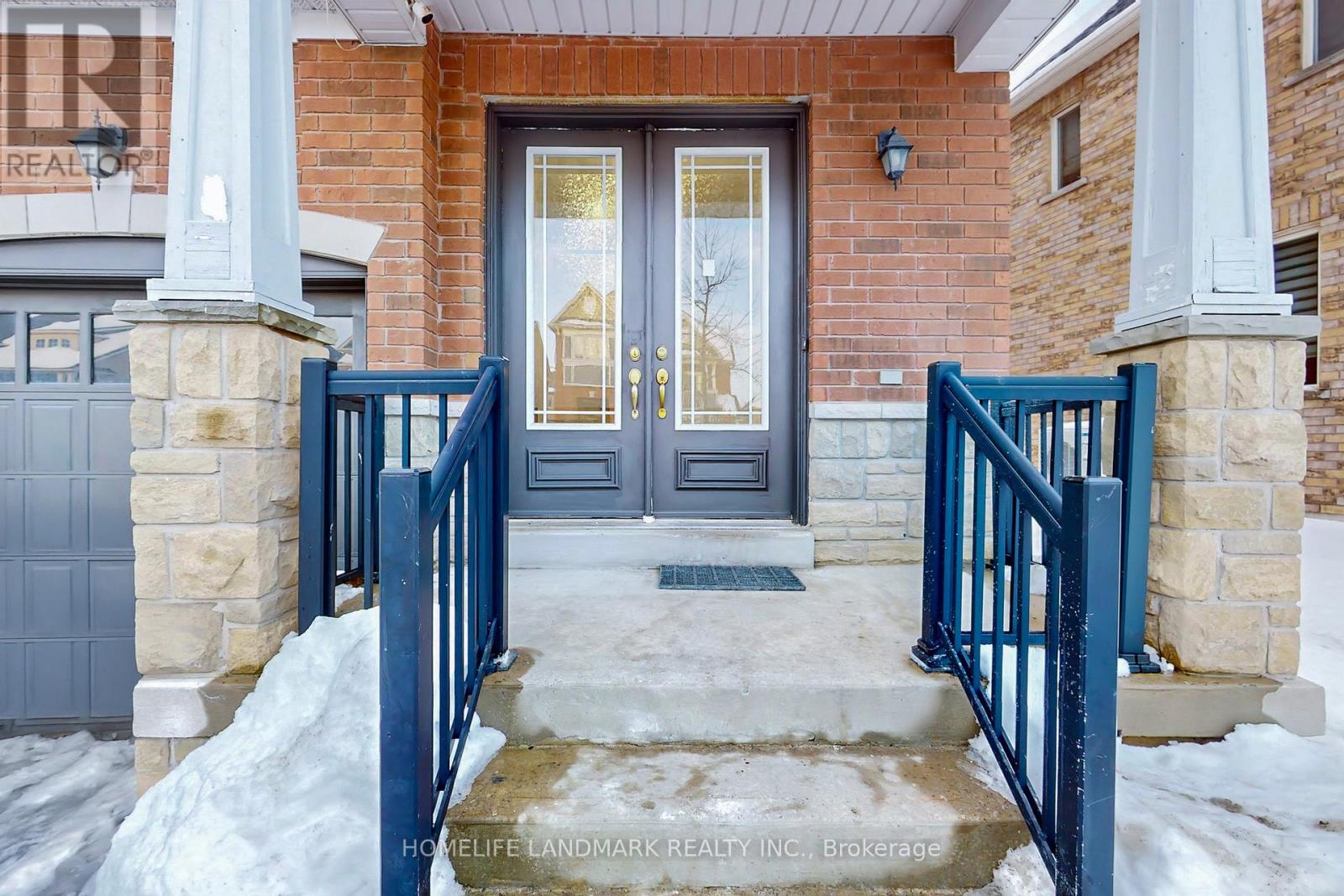 Property at 12 PARSELL STREET image 3