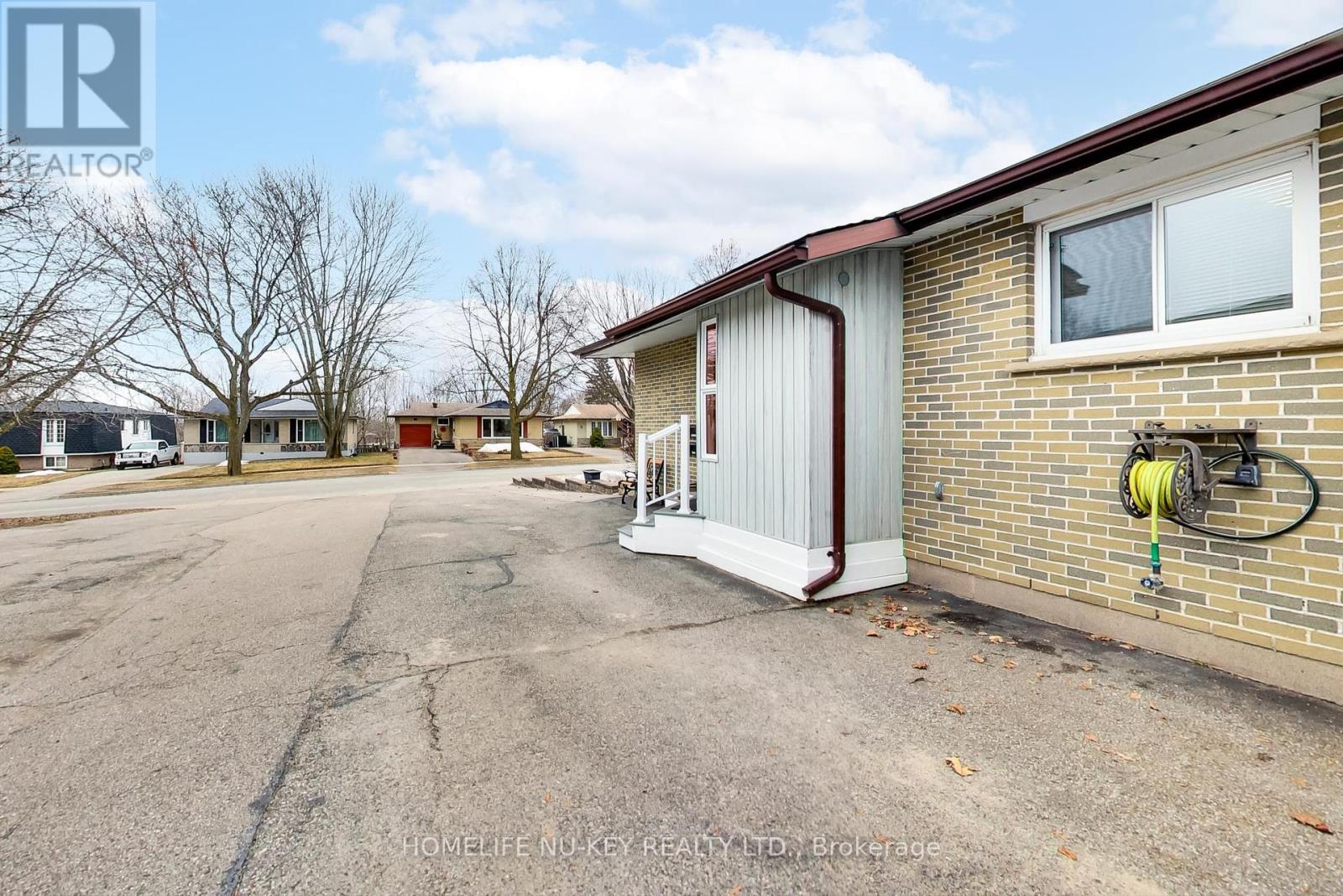 Property at 26 COLLETE CRESCENT image 3