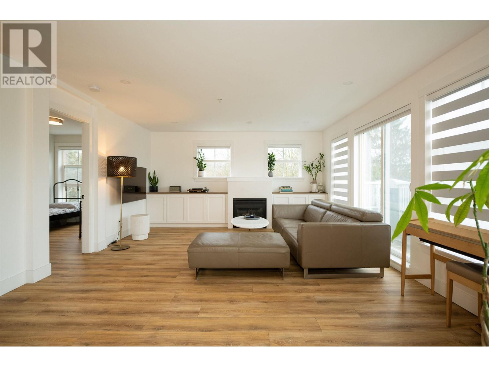 304 5723 Collingwood Street, Vancouver, British Columbia  V6N 4K6 - Photo 4 - R2984660