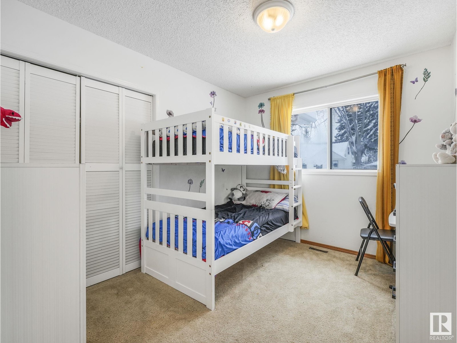 Property at 11945 128 ST NW image 3