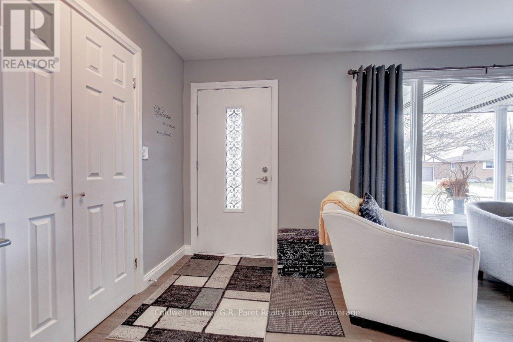306 Adams Avenue, Norfolk, Ontario  N4B 2Y5 - Photo 4 - X12054732