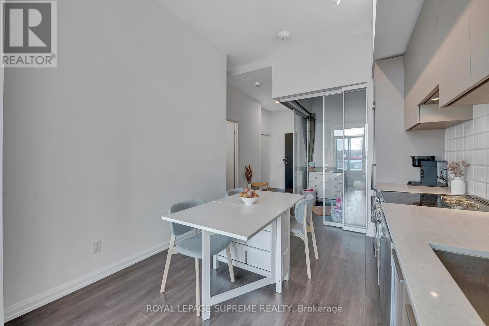 215 - 4208 Dundas Street W, Toronto, Ontario  M8X 0B1 - Photo 26 - W12056253