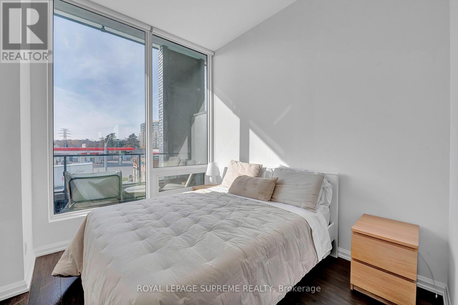 215 - 4208 Dundas Street W, Toronto, Ontario  M8X 0B1 - Photo 28 - W12056253