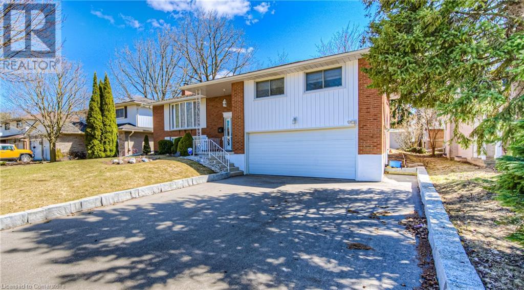 Property at 84 RIDGEVIEW Crescent image 2