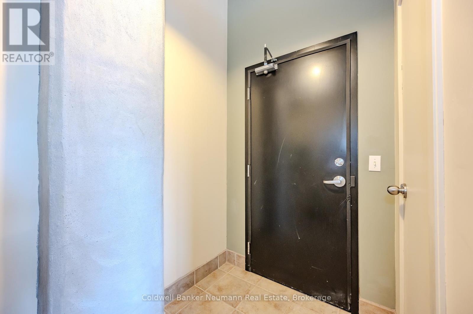 101 - 26 Ontario Street, Guelph, Ontario  N1E 7K1 - Photo 8 - X12056529