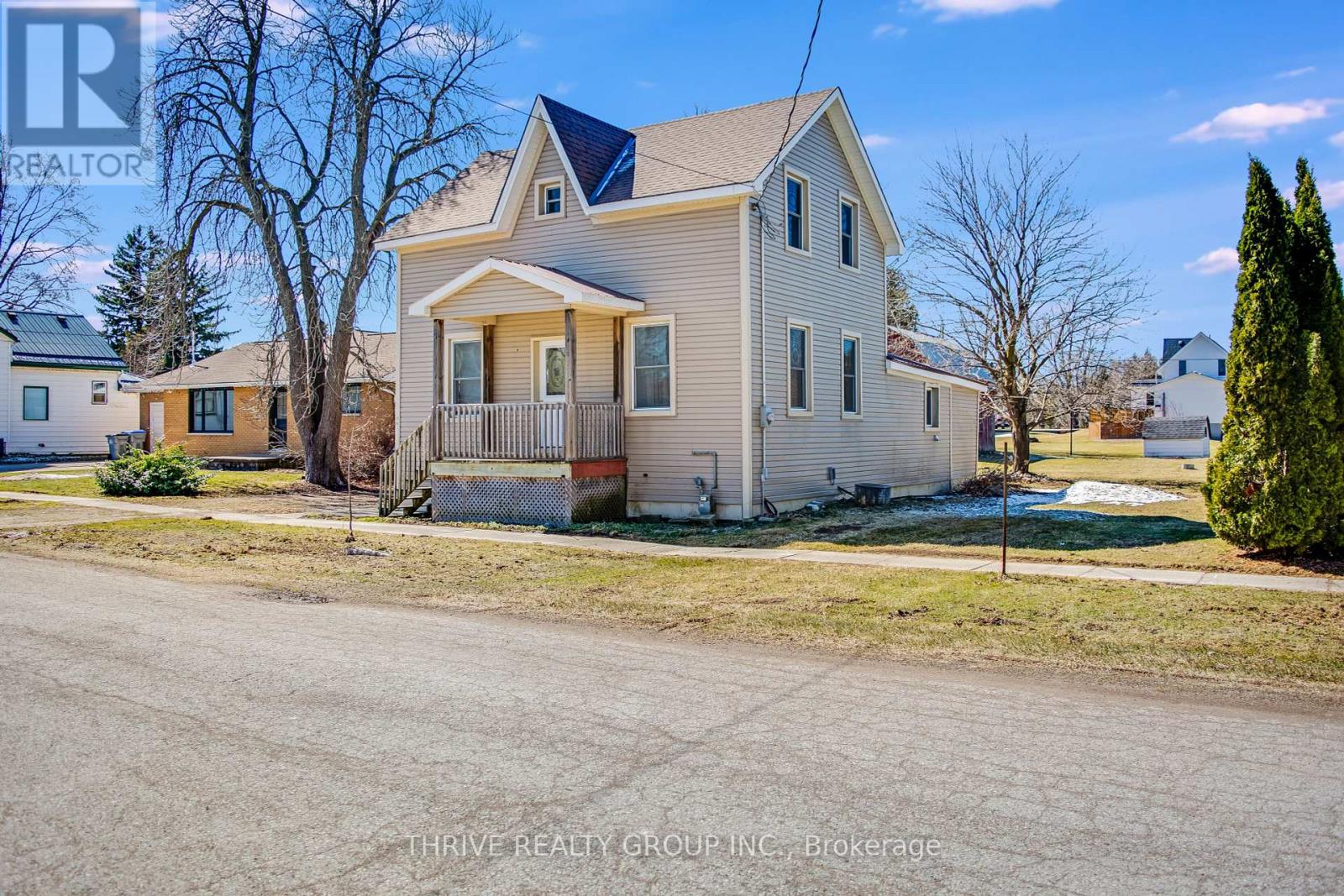 20 King Street N, South Huron, Ontario  N0M 1M0 - Photo 2 - X12030922