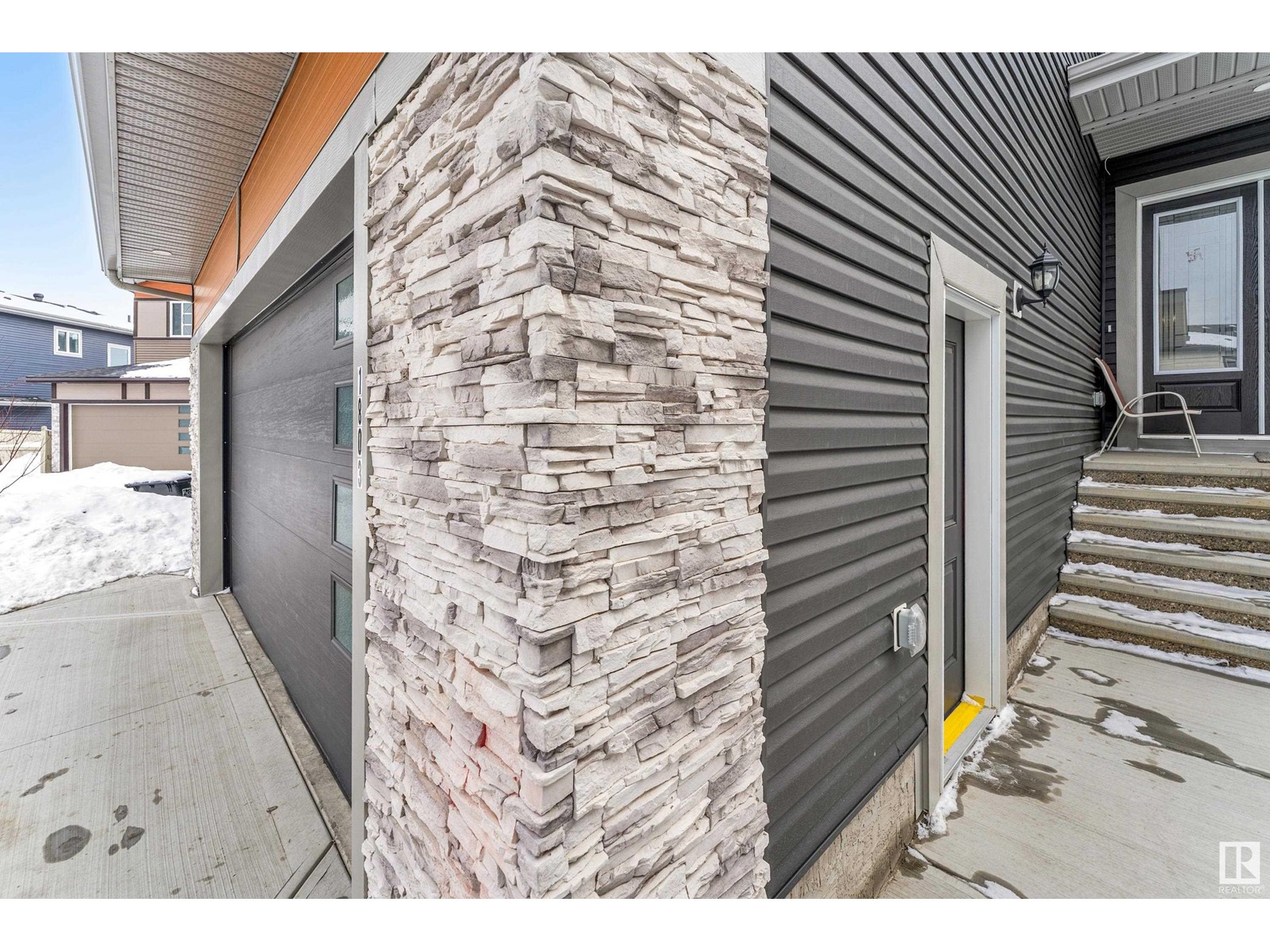 Property at 1803 17 AV NW image 1