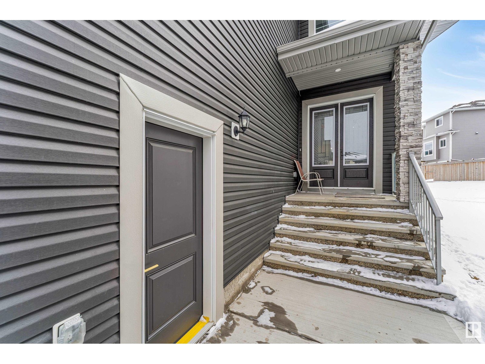 Property at 1803 17 AV NW image 2