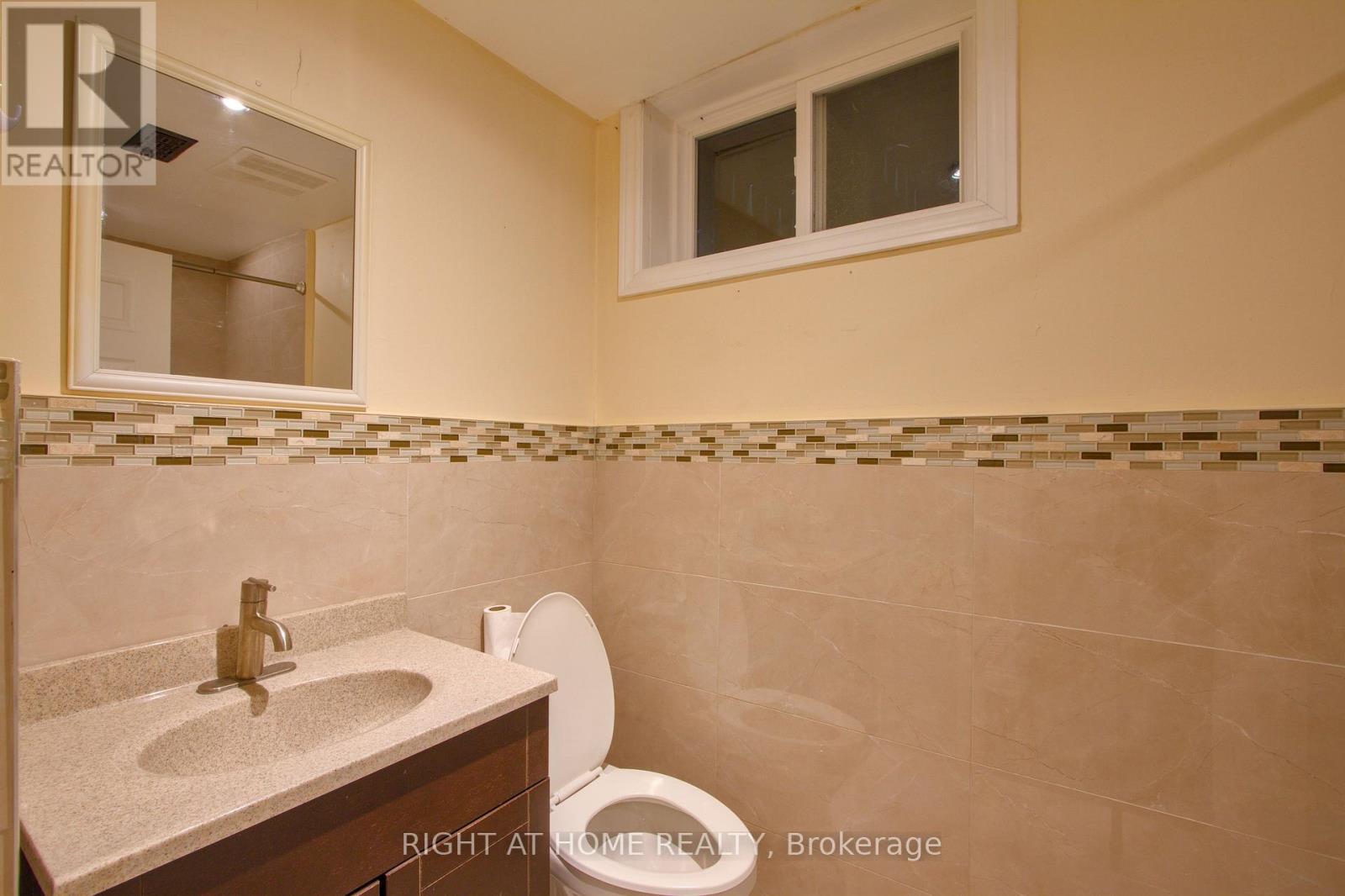 Lower - 40 Foreht Crescent, Aurora, Ontario  L4G 3E8 - Photo 8 - N12056511
