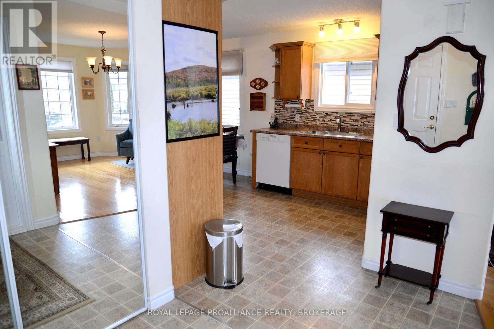 Property at 752 TANNER DRIVE image 4
