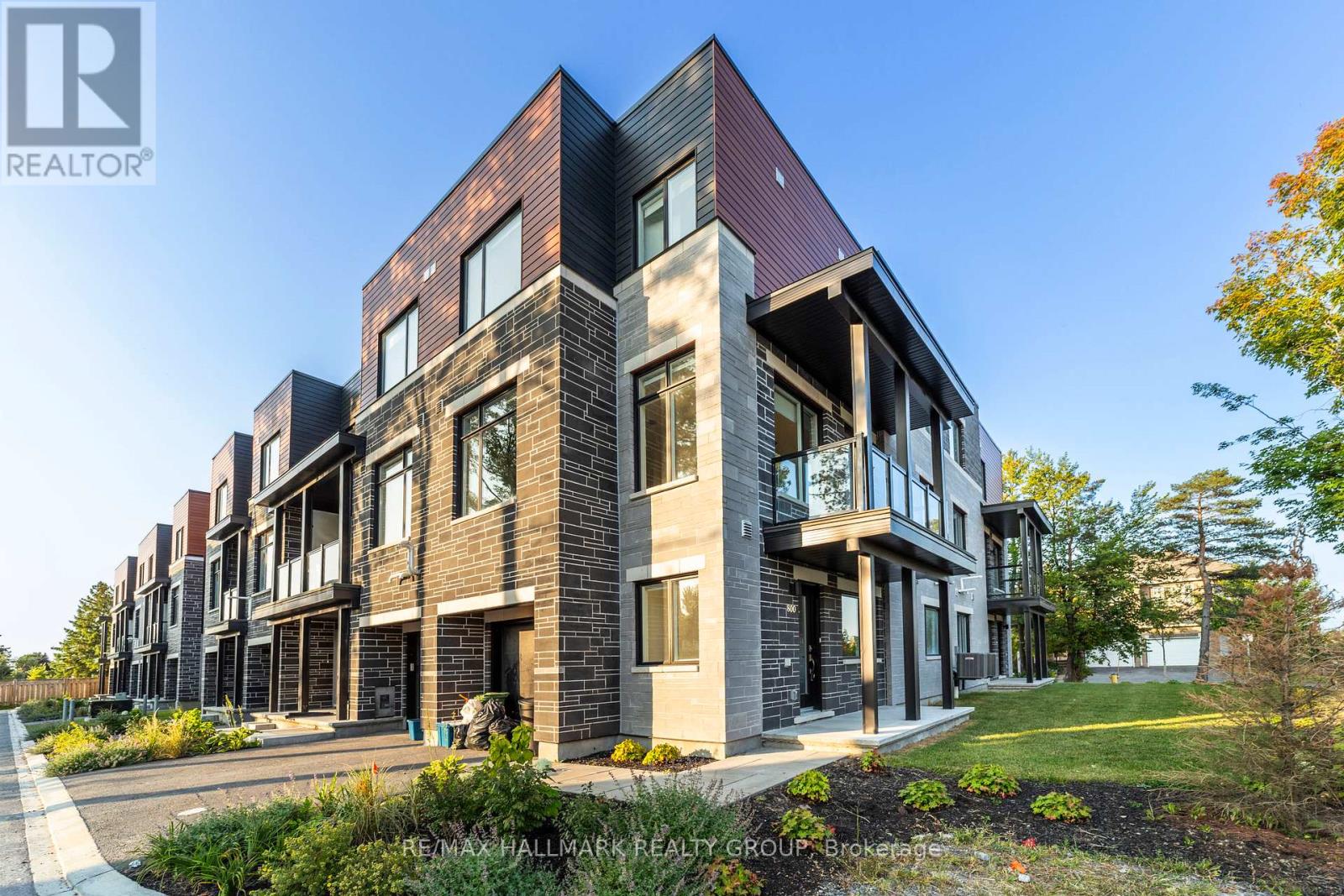 800 Star Private, Ottawa, Ontario  K2L 1W2 - Photo 16 - X12056572