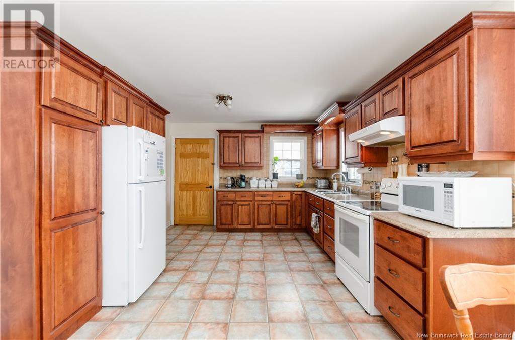 100 Lutes Road, Steeves Mountain, New Brunswick  E1G 3Y3 - Photo 22 - NB114766