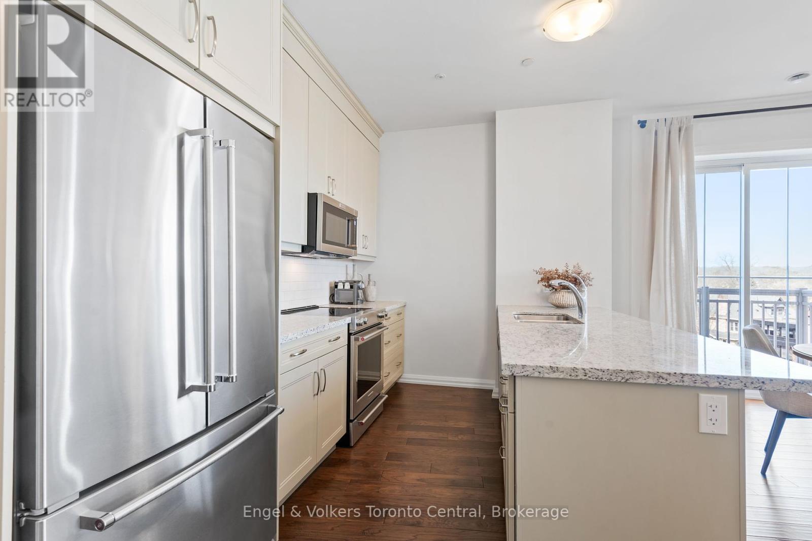404 - 80 9th Street E, Owen Sound, Ontario  N4K 1N4 - Photo 12 - X12056580