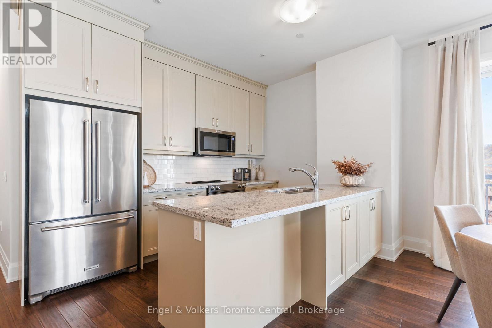 404 - 80 9th Street E, Owen Sound, Ontario  N4K 1N4 - Photo 13 - X12056580