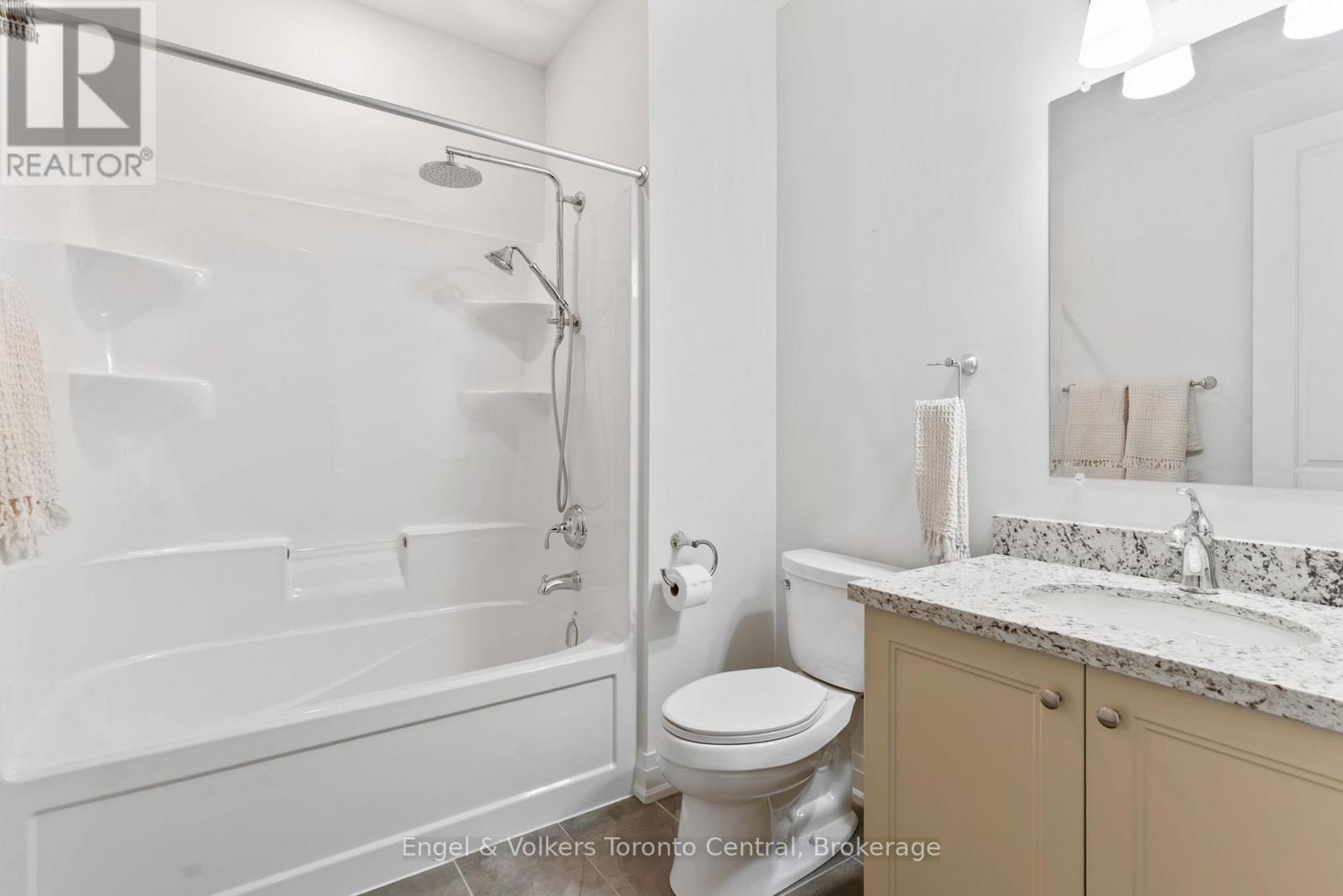 404 - 80 9th Street E, Owen Sound, Ontario  N4K 1N4 - Photo 7 - X12056580