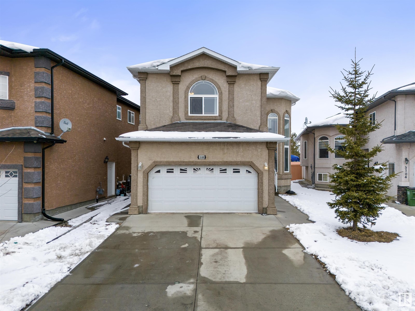 Property at 3108 27 AV NW image 1