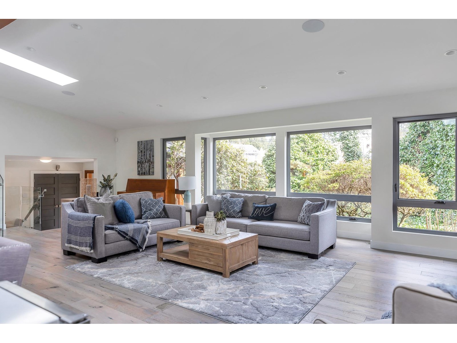 Property at 9023 TRATTLE STREET image 3