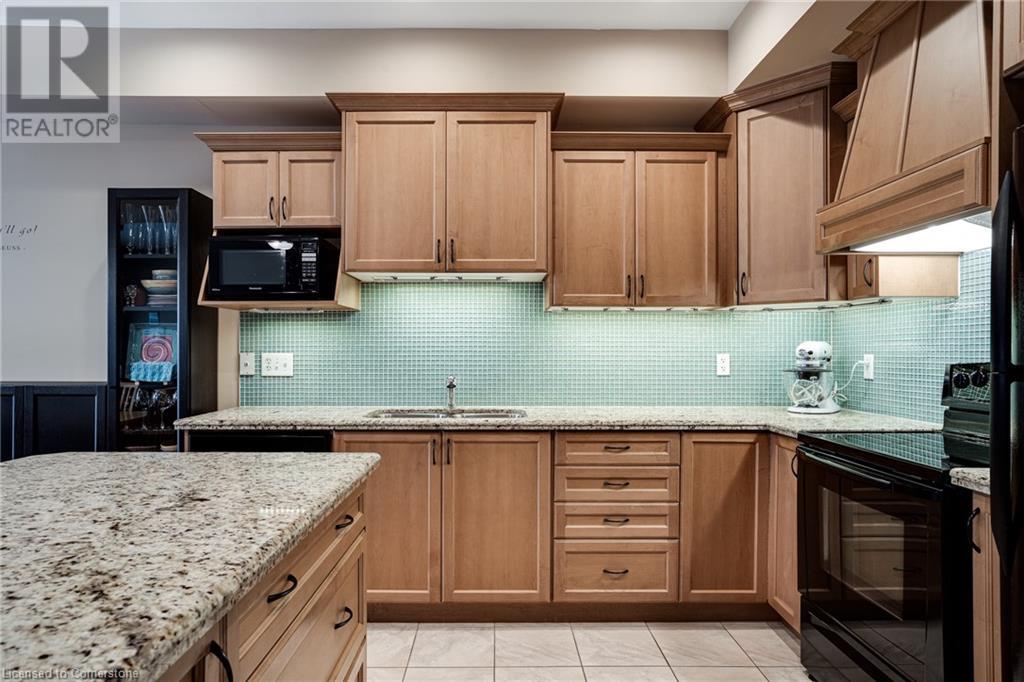 92 Newcombe Road, Dundas, Ontario  L9H 0A6 - Photo 9 - 40712745