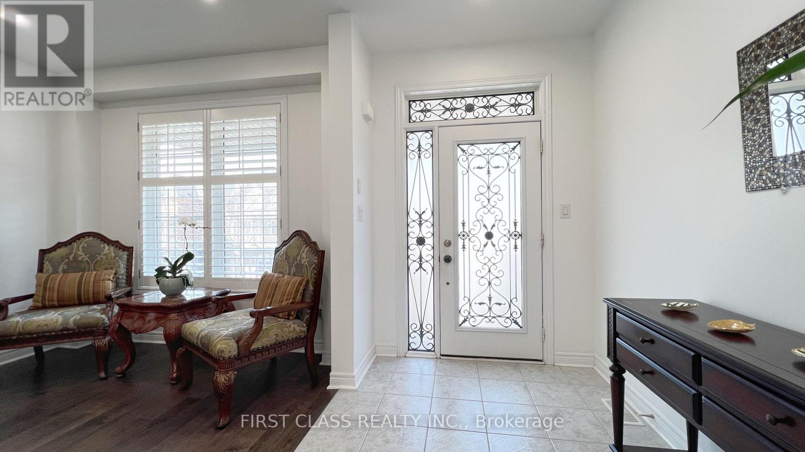 Property at 11 JAMES JOYCE DRIVE image 4