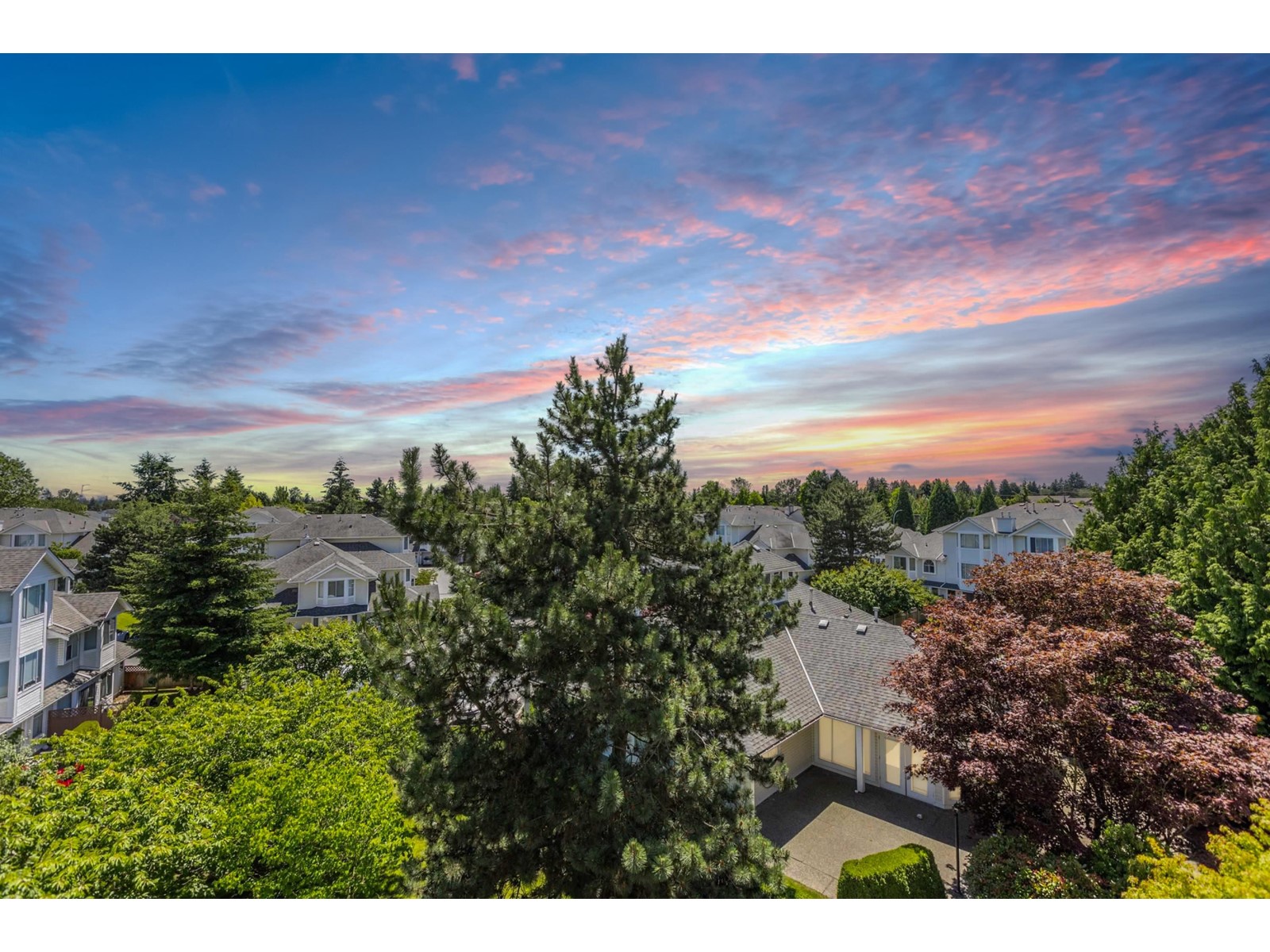 Property at 409 12130 80TH AVENUE image 3