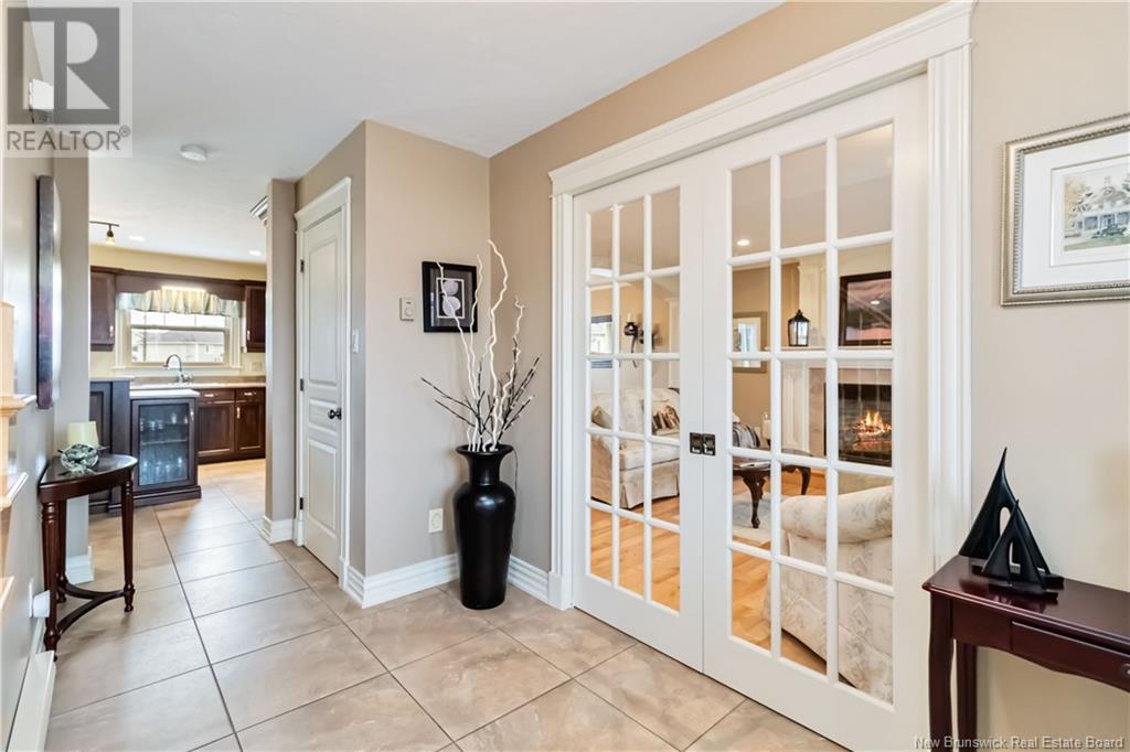 Property at 129 Sawgrass image 4