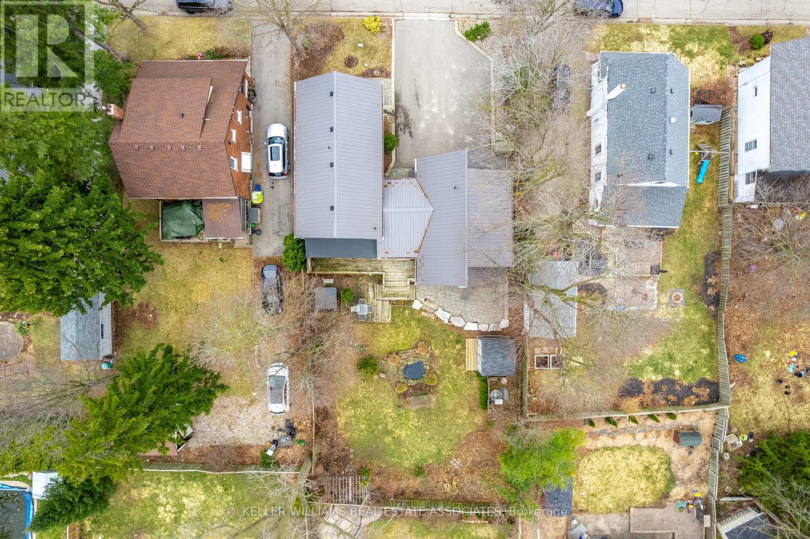 Property at 18 GEORGE STREET image 2