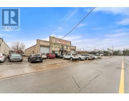 371 OLIVEWOOD ROAD, Toronto, Ontario