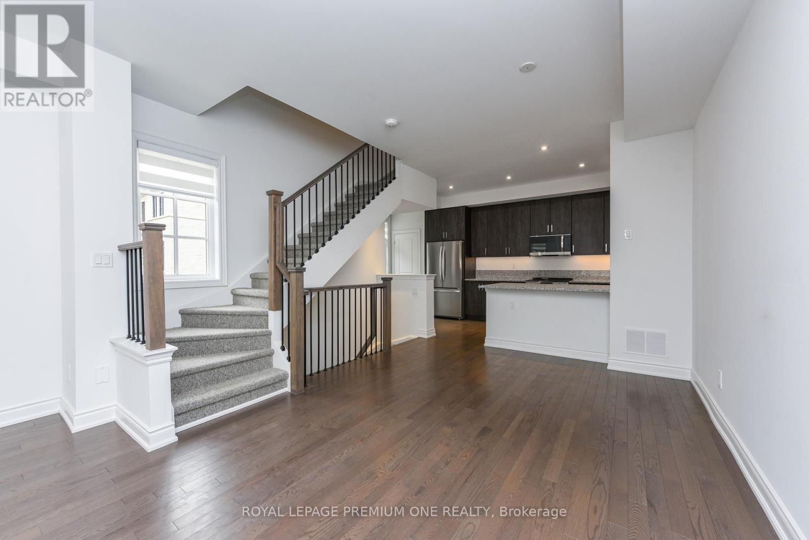 128 - 35 Lunar Cres Road, Mississauga, Ontario  L5M 2R6 - Photo 12 - W12056682