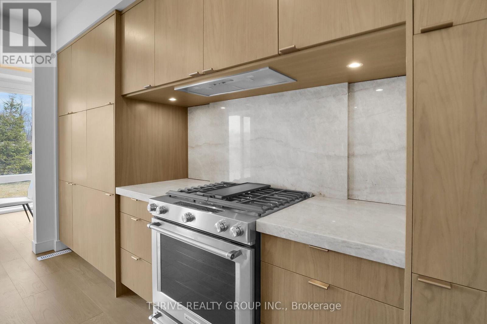 3948 Campbell Street N, London South, Ontario  N6P 0H7 - Photo 12 - X12056778
