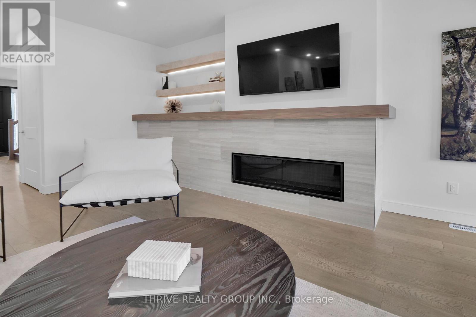 3948 Campbell Street N, London South, Ontario  N6P 0H7 - Photo 8 - X12056778