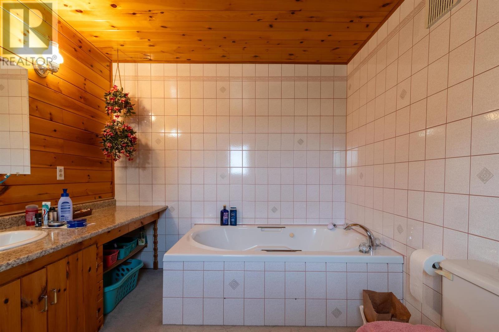 996 Redditt Rd, Kenora, Ontario  P9N 0E3 - Photo 26 - TB250675