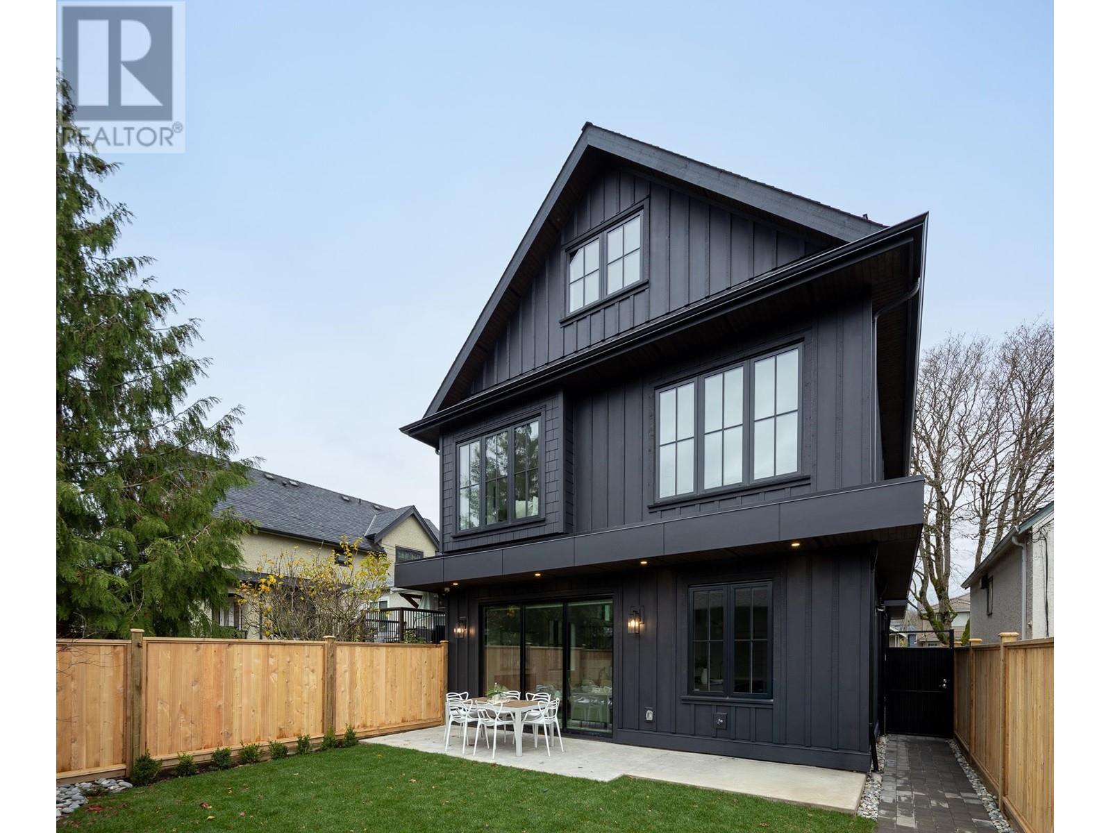 Property at 2 3268 W 15TH AVENUE image 1