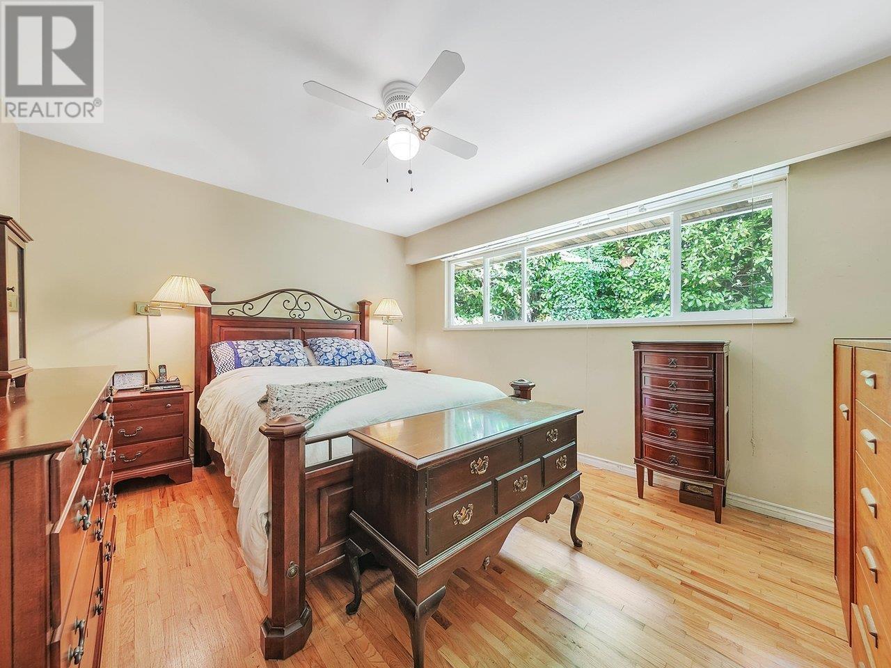 430 Genoa Crescent, North Vancouver, British Columbia  V7N 3B7 - Photo 15 - R2985012