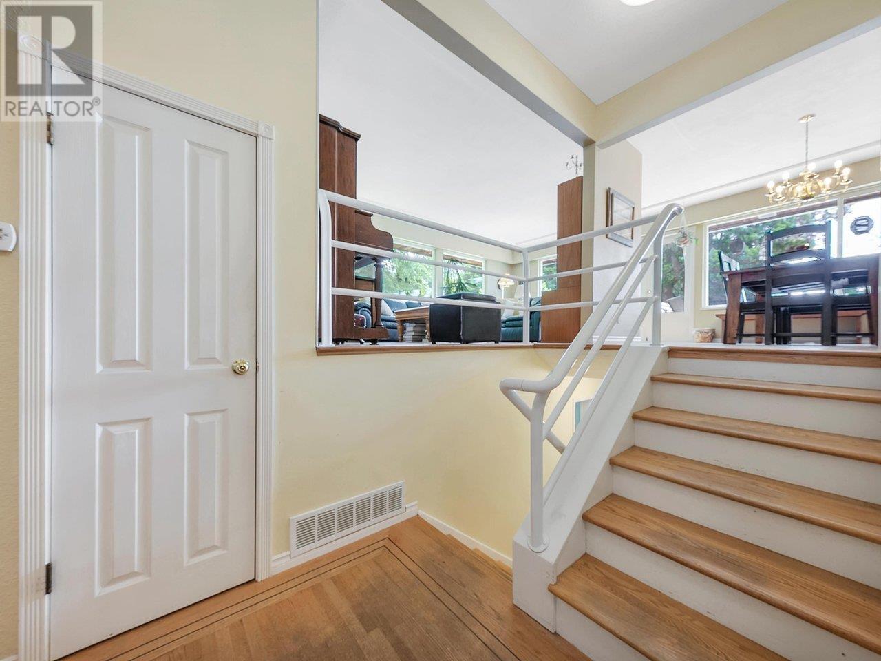 430 Genoa Crescent, North Vancouver, British Columbia  V7N 3B7 - Photo 19 - R2985012